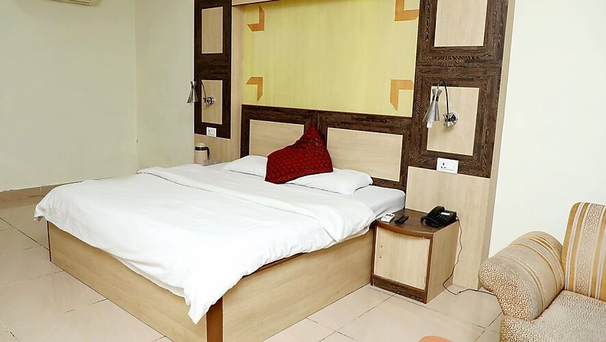 Hotel Meridian Palace Deluxe Room 3