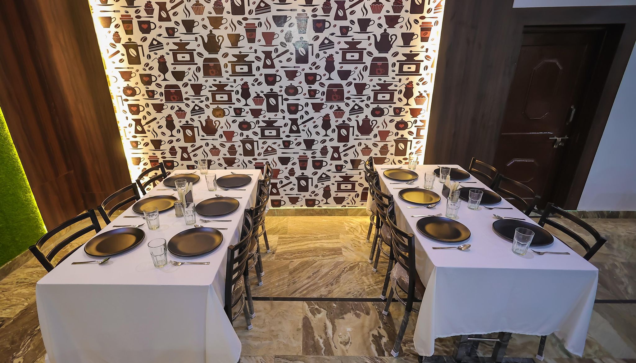 Food & Dining