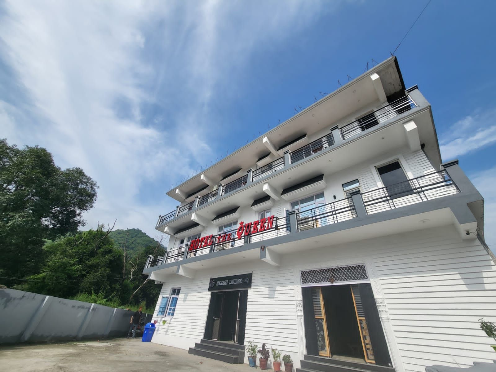 Hotel Exterior