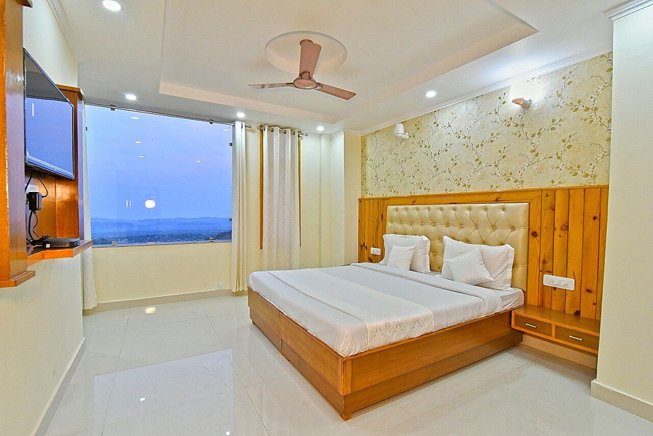 Semi Deluxe ( Non AC )