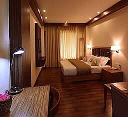 Cloud Chat - A Boutique Property Deluxe Room Ground Floor 9