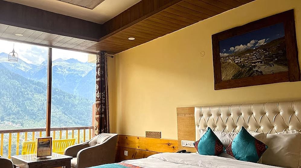 BD Resorts Luxury Room (With BALCONY) 7