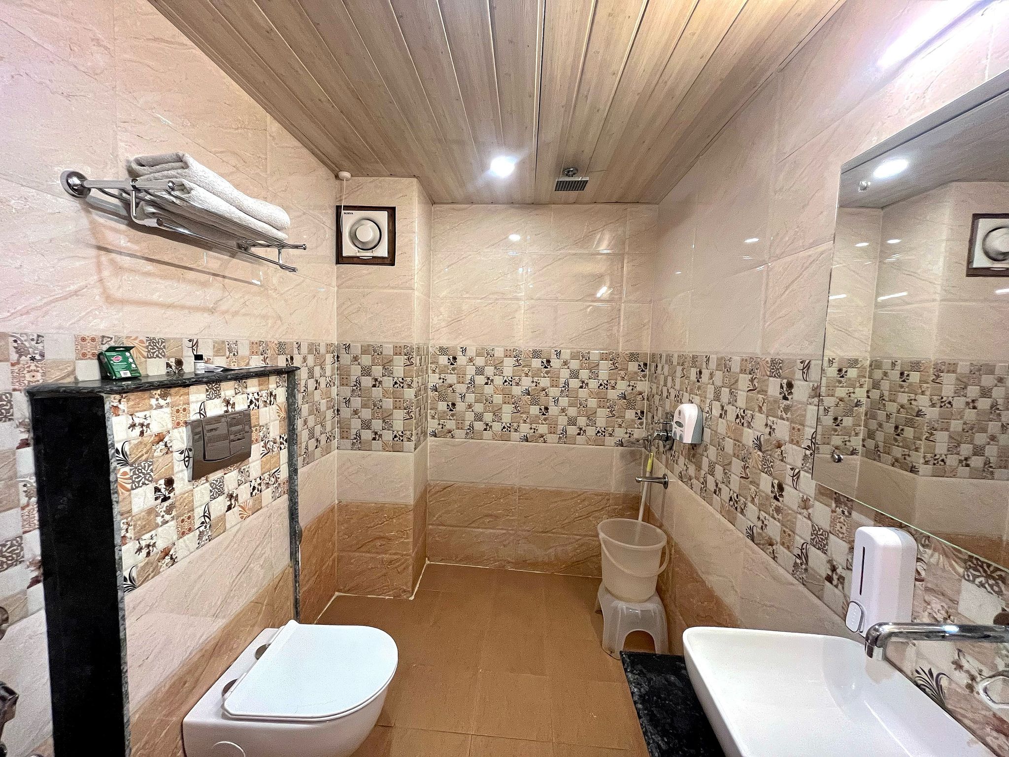 BD Resorts Luxury Room (With BALCONY) 12