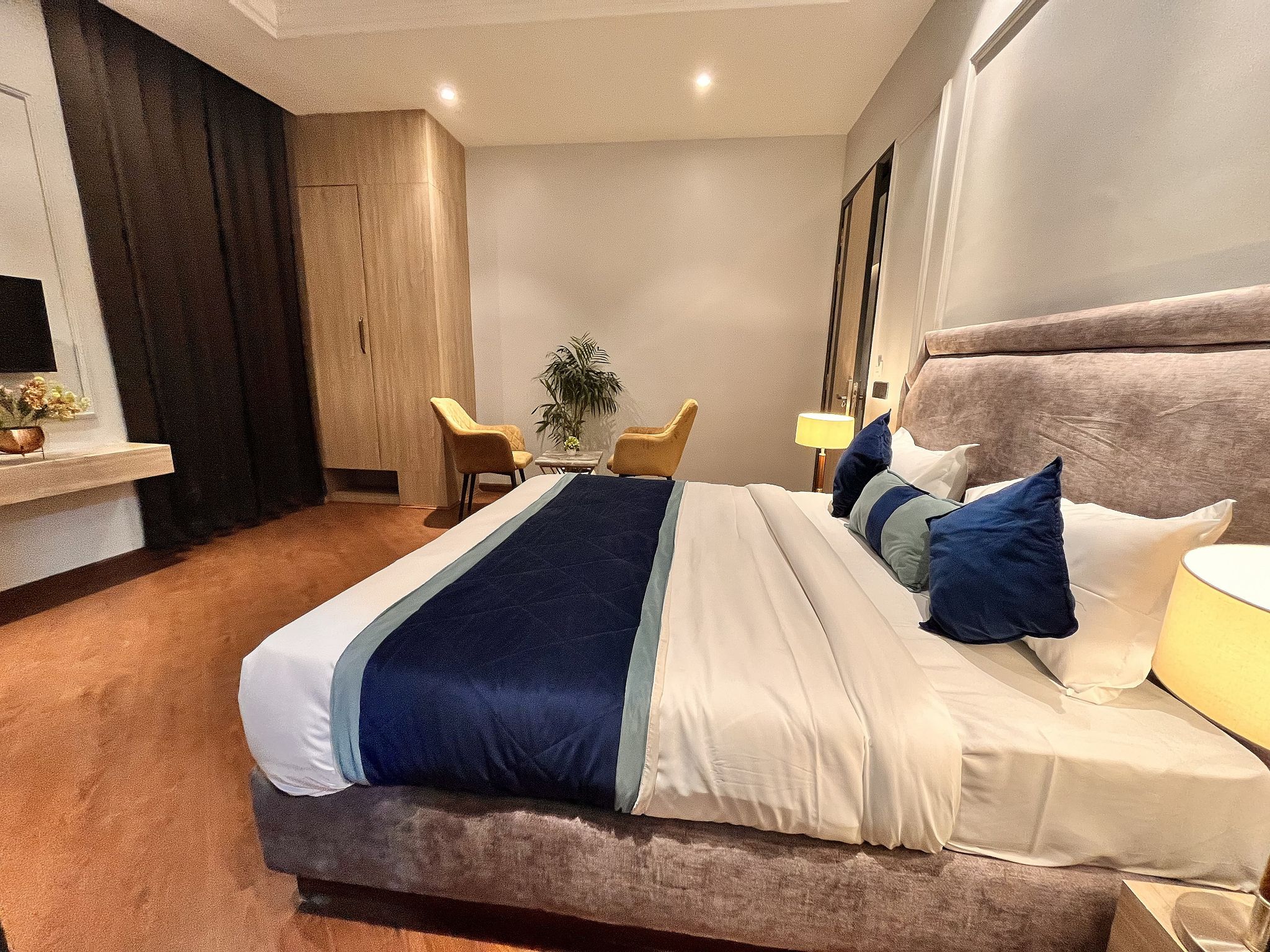 Hotel Grand Cabbana By Levelup Deluxe Room 4