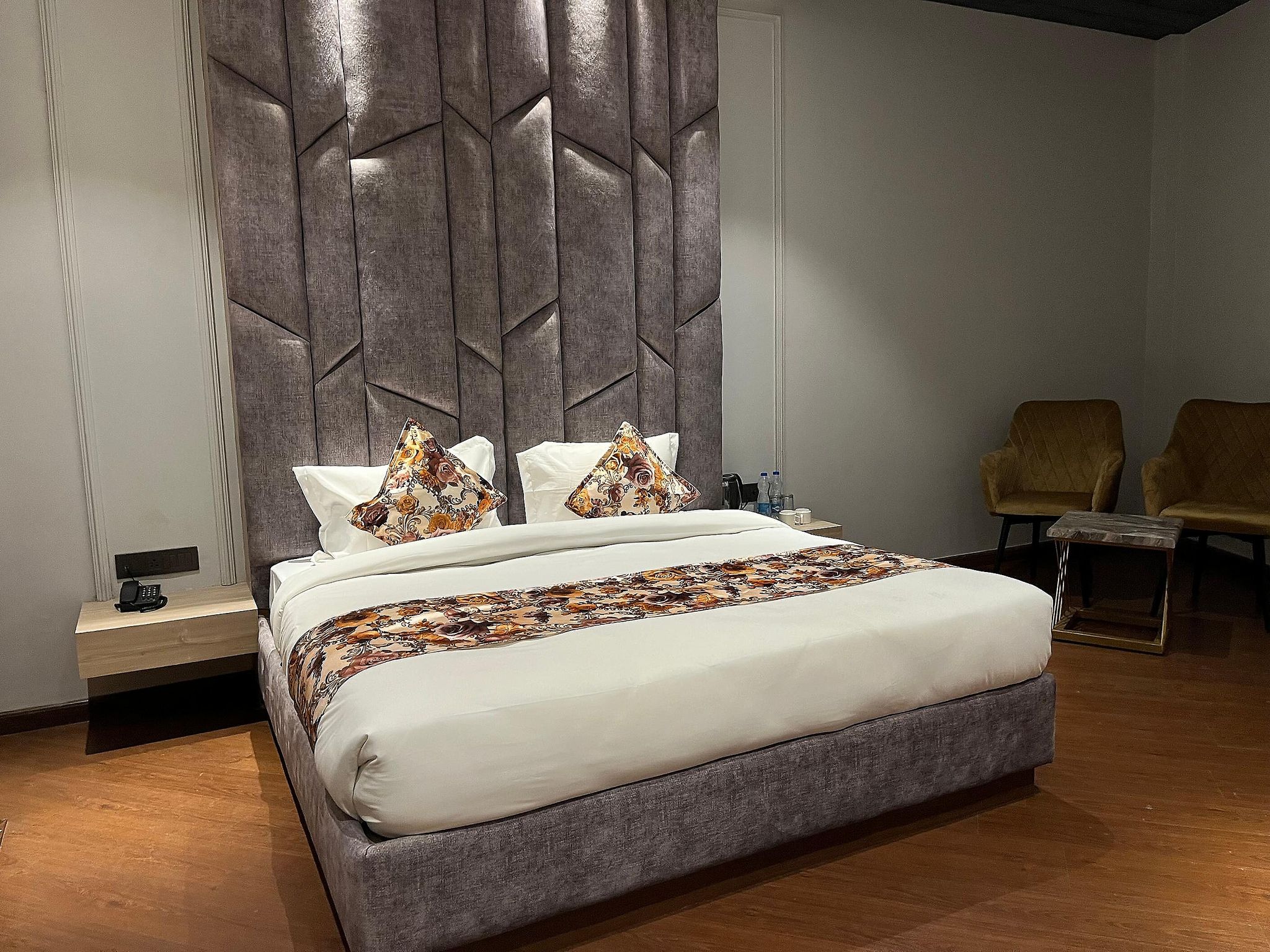 Hotel Grand Cabbana By Levelup Deluxe Room 2