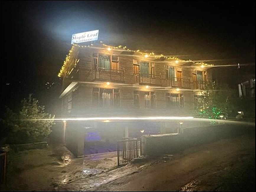 The Mapple Leaf Cottage