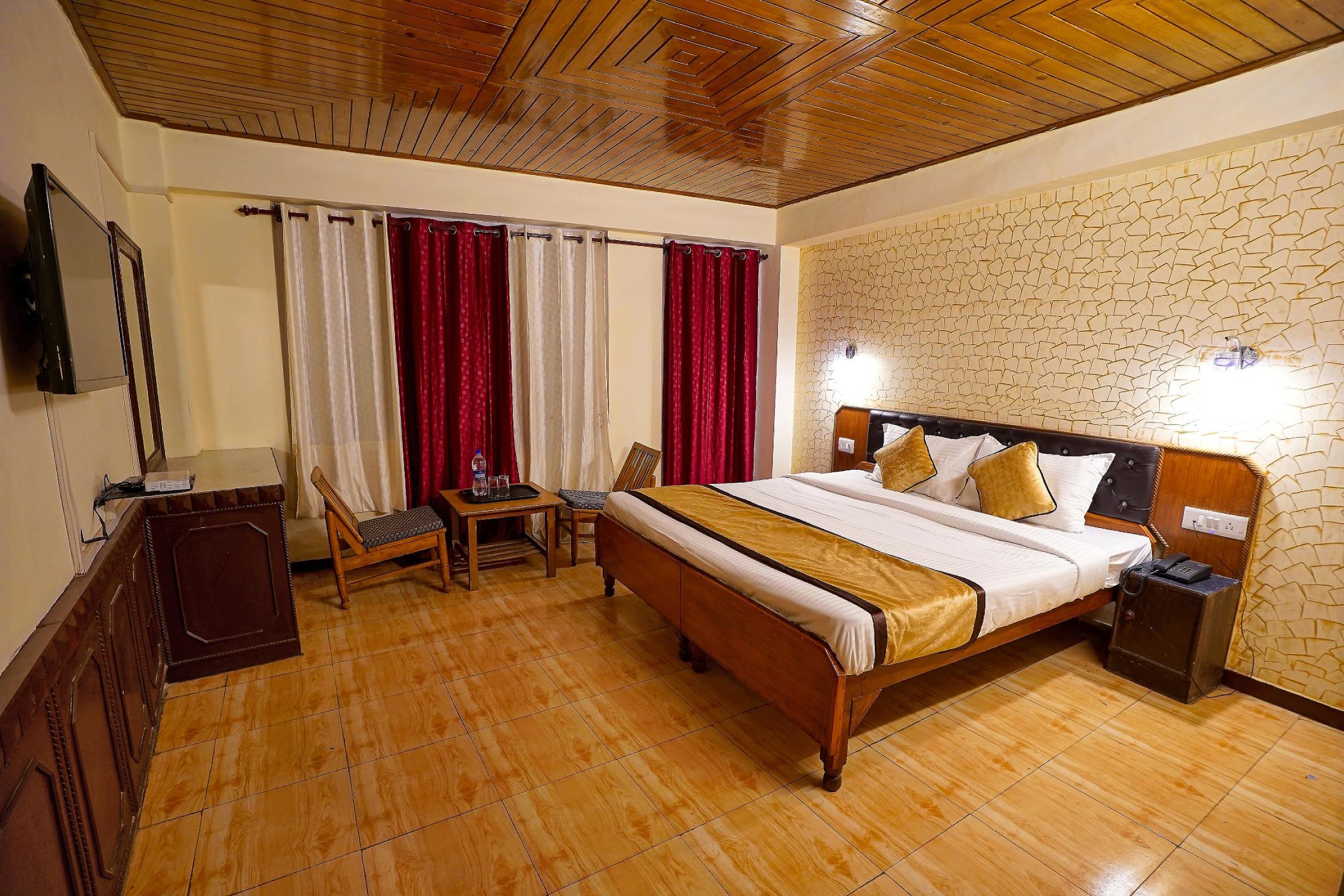 undefined Hotel Atithi Mall Road 5