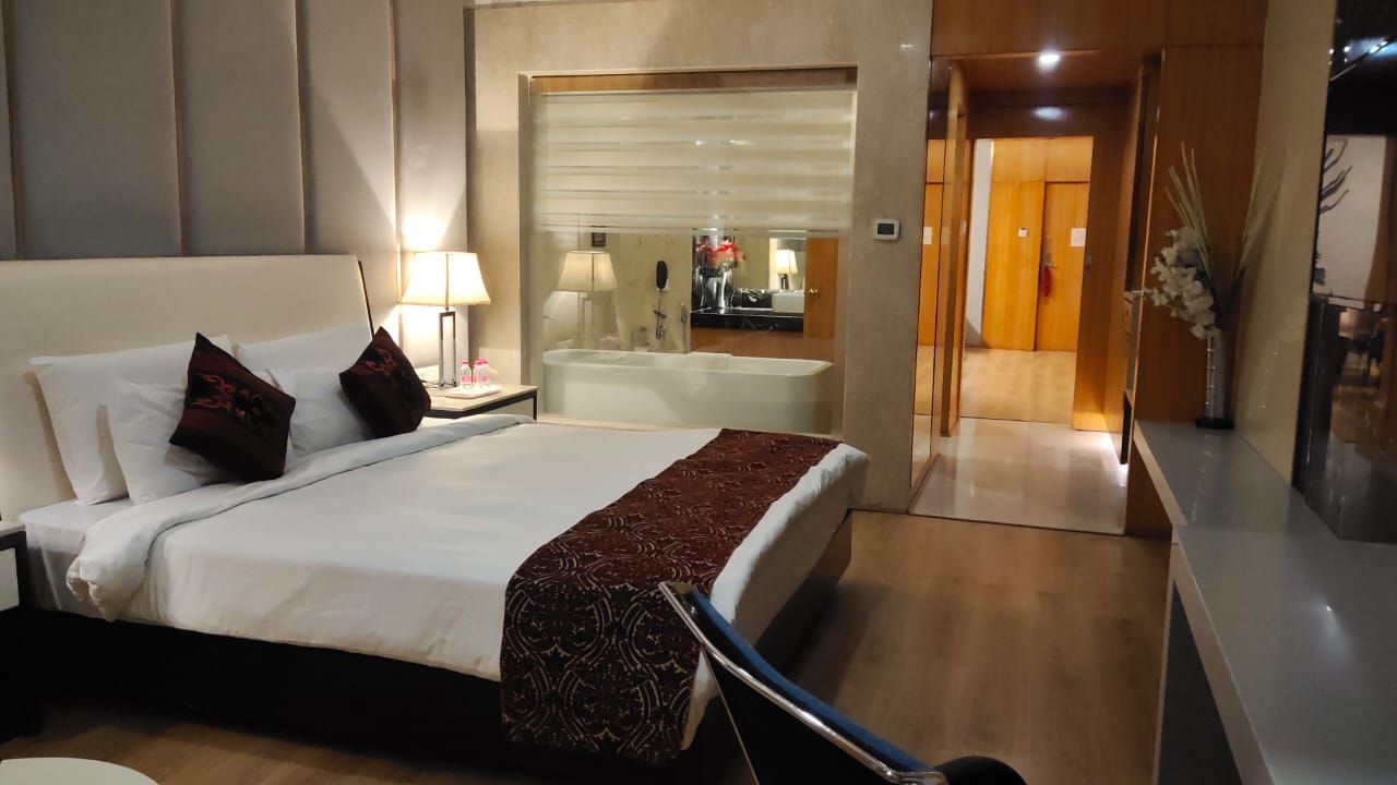 Hotel Babylon International Executive Room 2