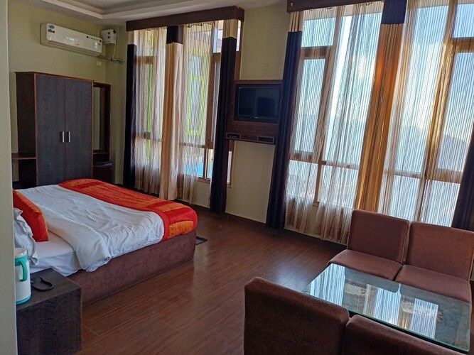 FAMILY SUITE