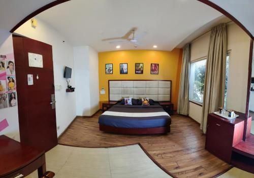 C Suites - Lotus Park Double Room