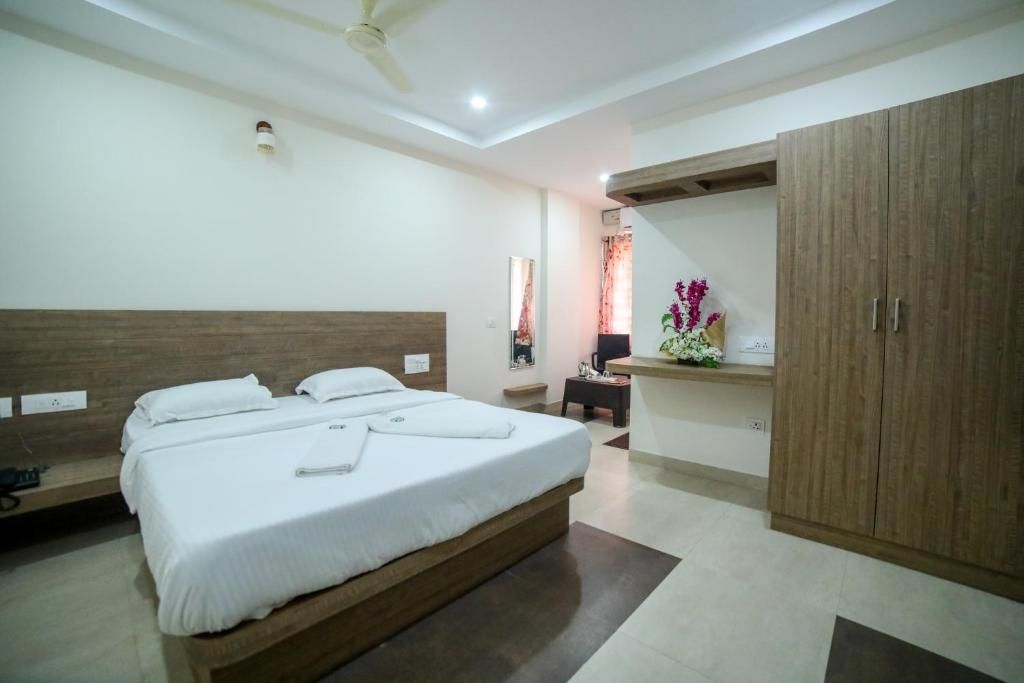 Mandara Residency Deluxe AC 2