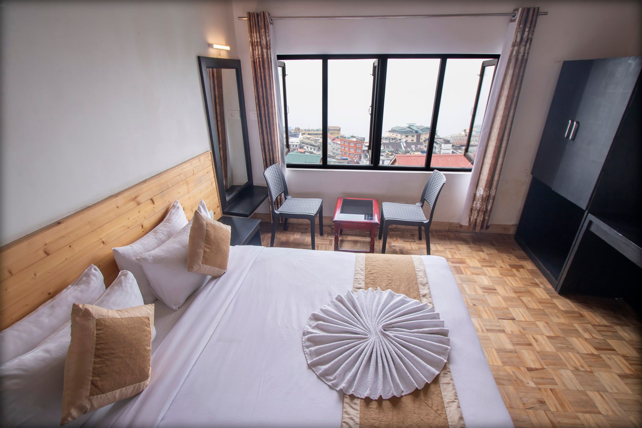 Cherrywood Suites & Spa Deluxe Room 5