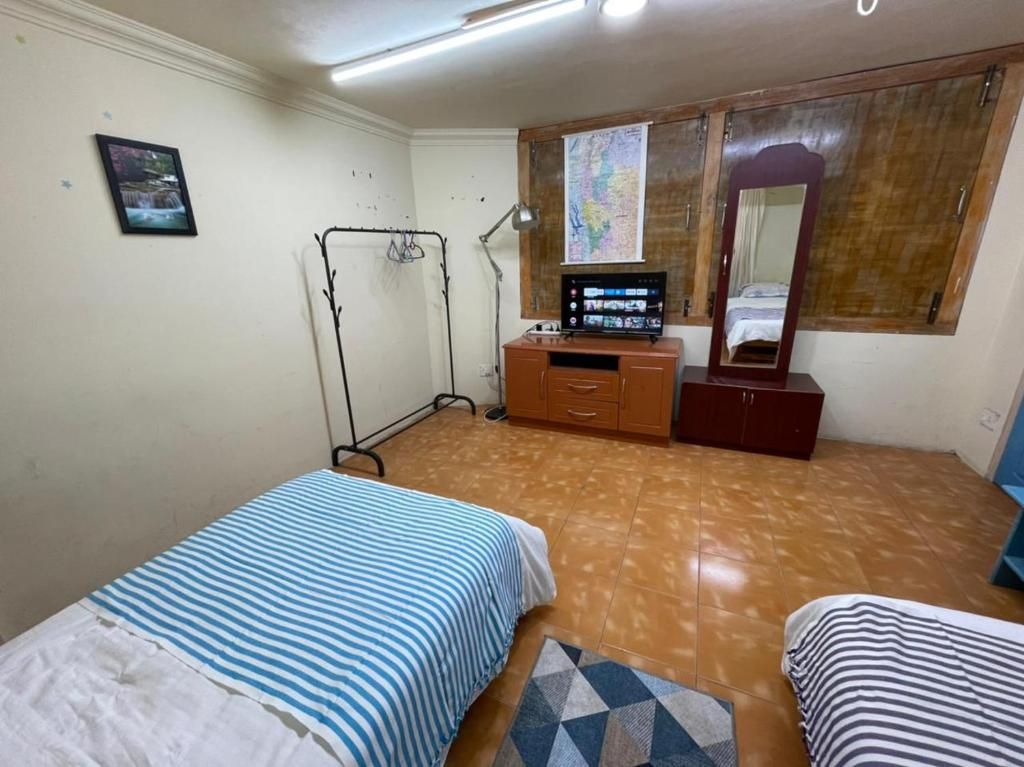 Aizawl Guest House NO VIEW - BUDGET ROOM AC- NOT FOR COMPANY GUESTS 3