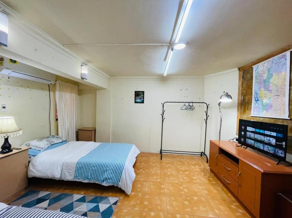 Aizawl Guest House NO VIEW - BUDGET ROOM AC- NOT FOR COMPANY GUESTS 2