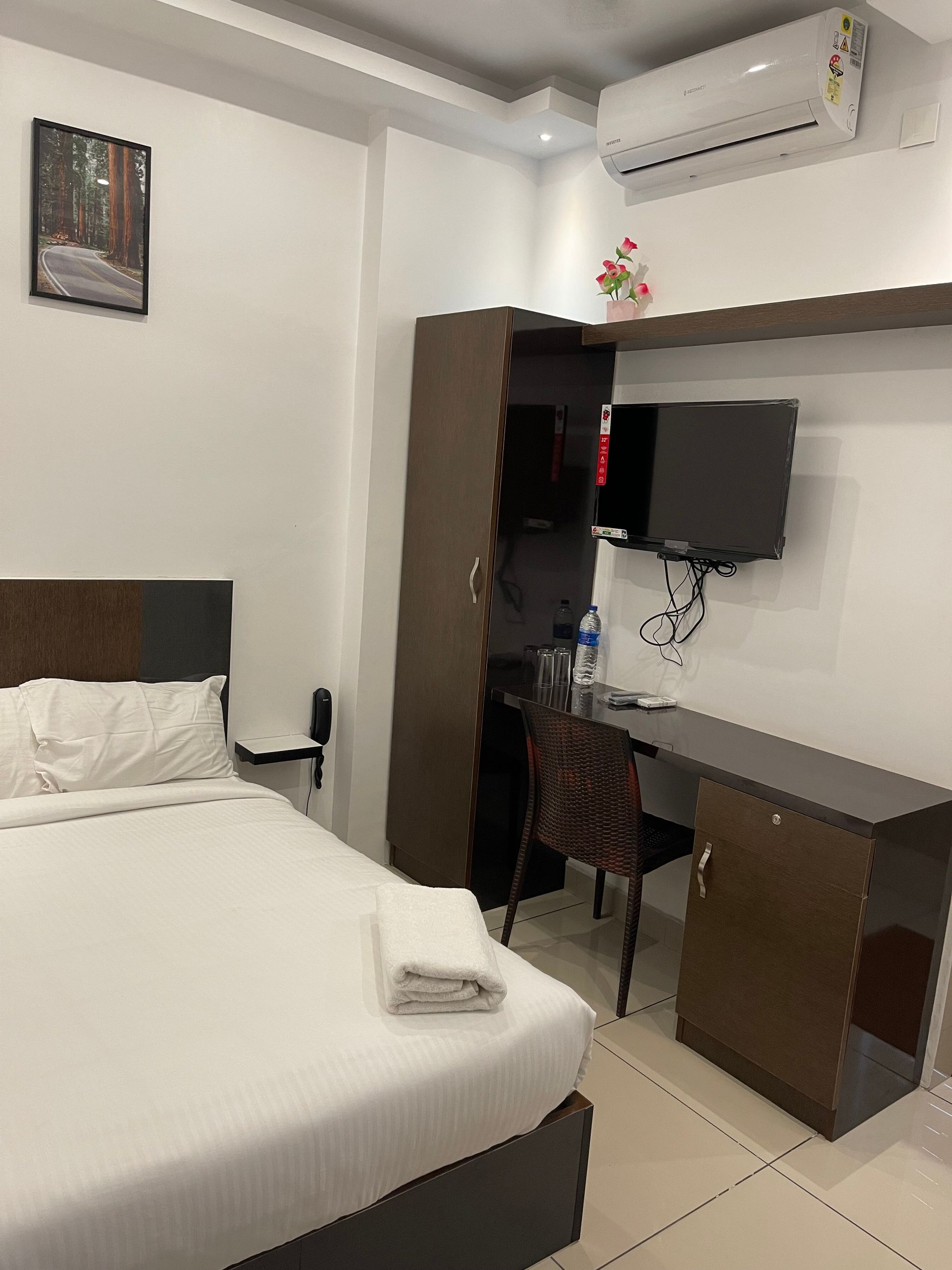 Abudhabi Residency Premium Non AC 6