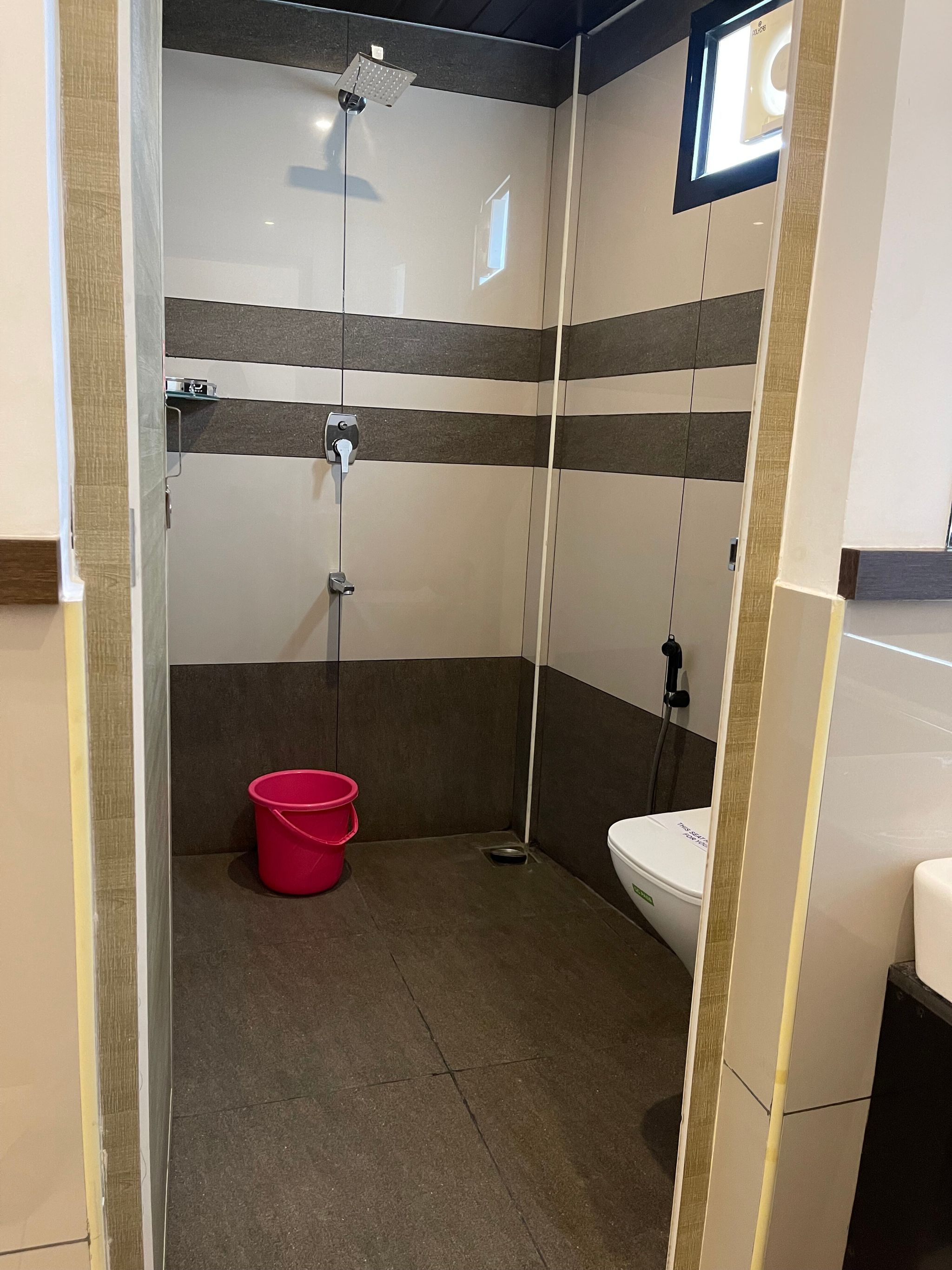 Abudhabi Residency Premium Non AC 11