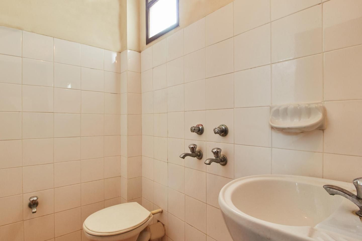 DELUXE DOUBLE BED ROOM NON AC