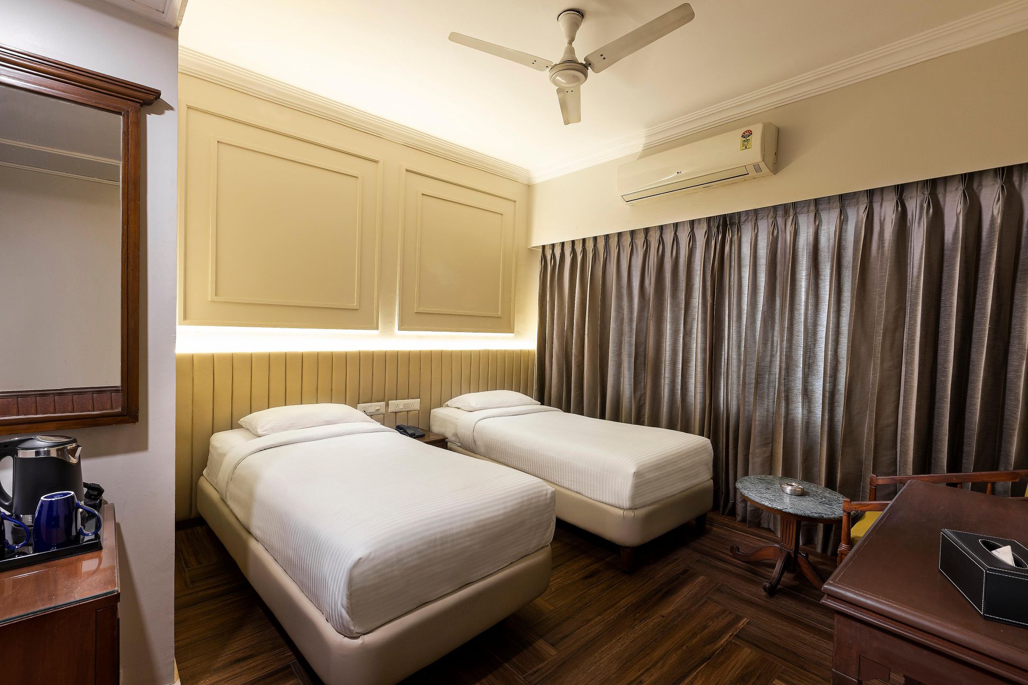 Deluxe AC Room