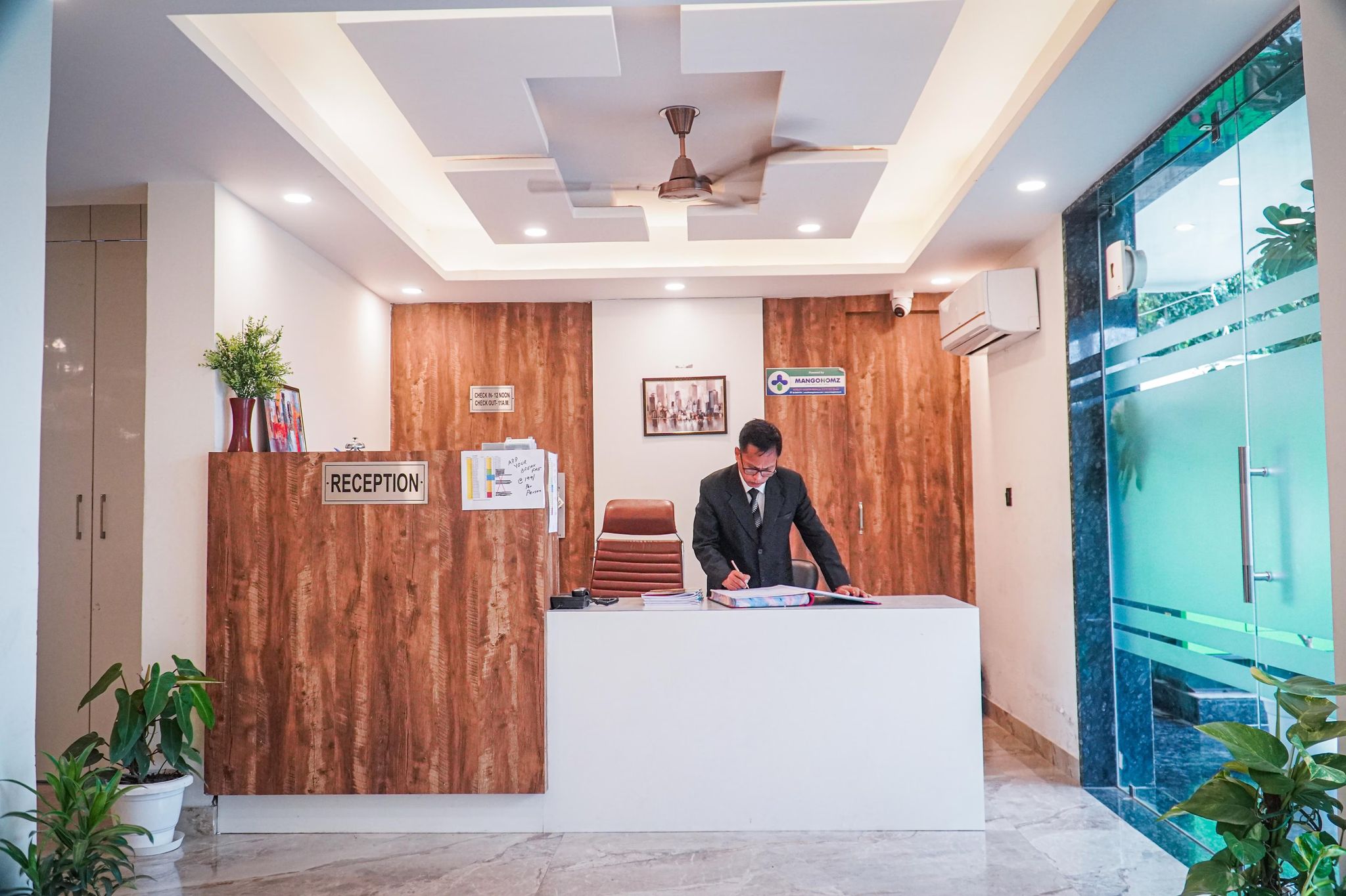 undefined The Leaf Studio 2