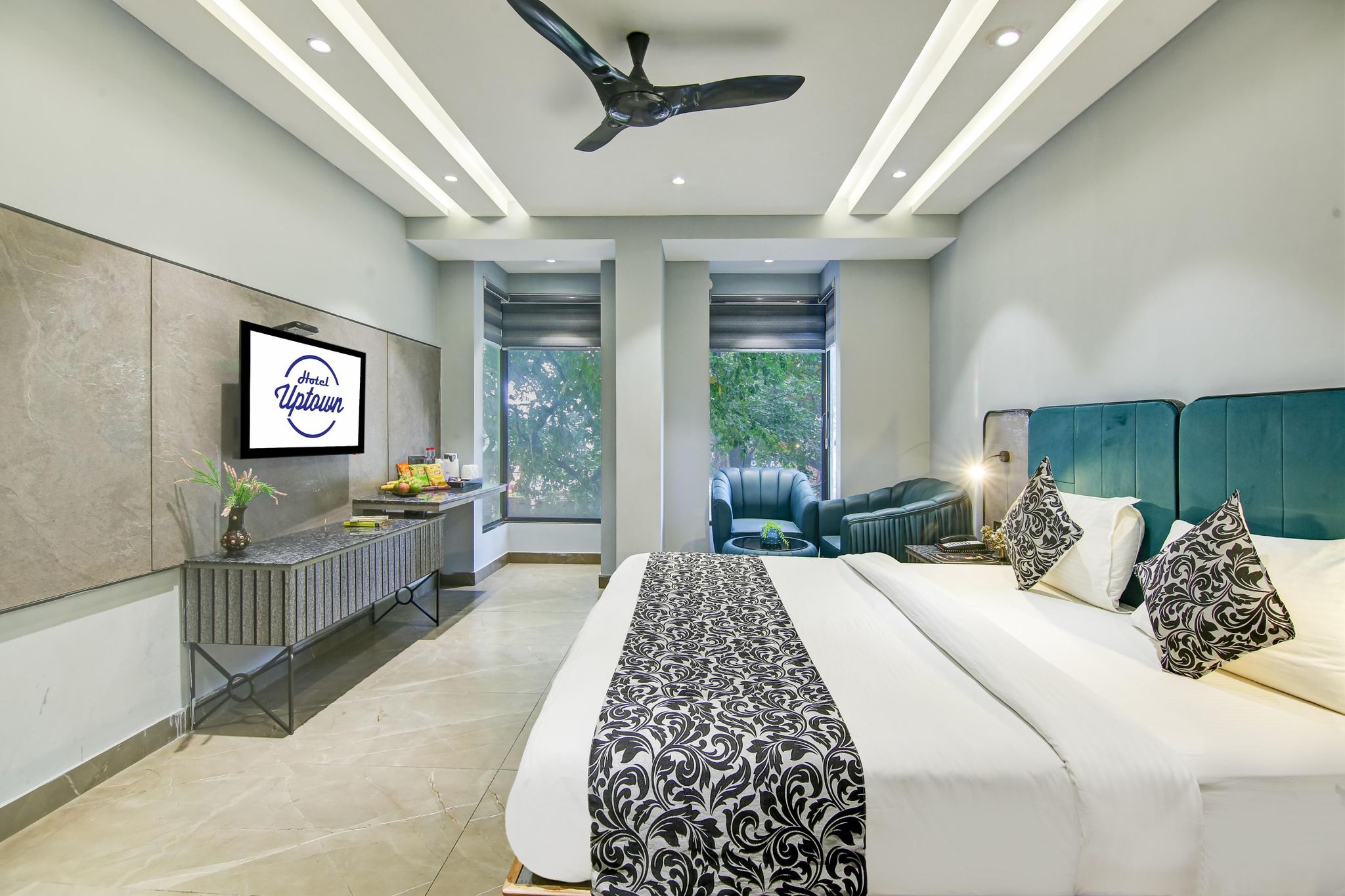 Uptown Suites With Window - City View