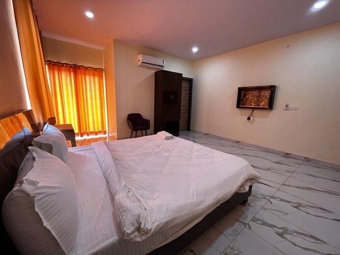 Superior Deluxe Room