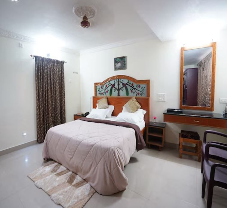 Family Room Non AC(5 Beds)