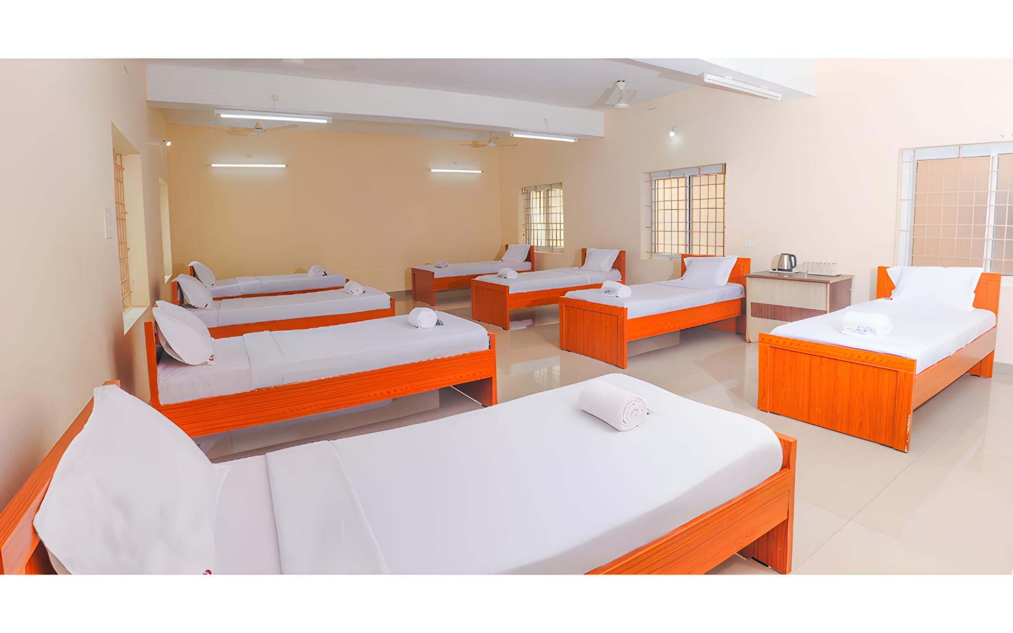 Family Room for 6 Adults