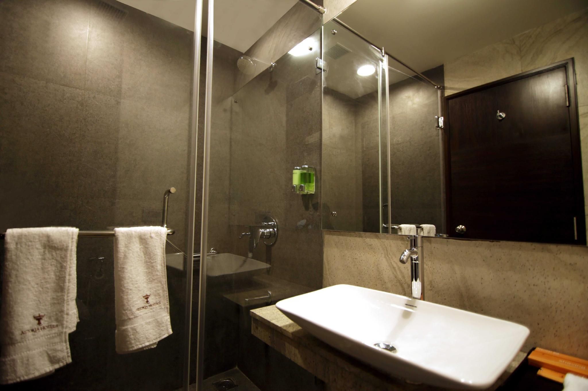 Astoria Hotel Madurai Deluxe Room  12