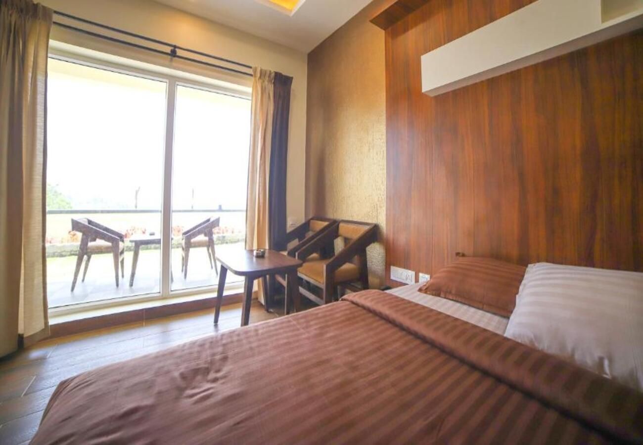 Aira Residency Family Room 5