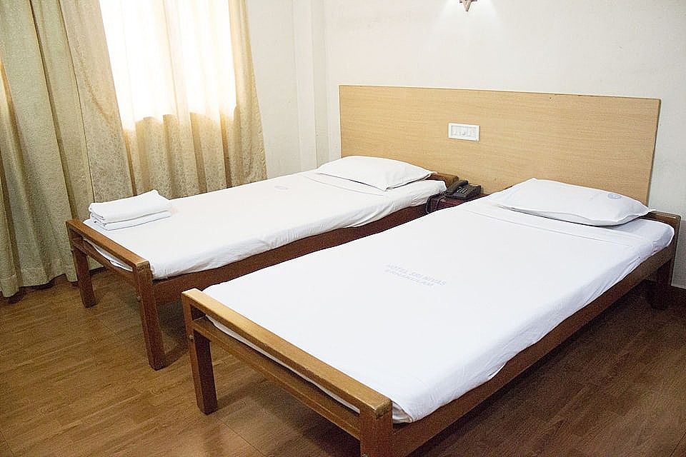 Hotel Srinivas Non AC Double