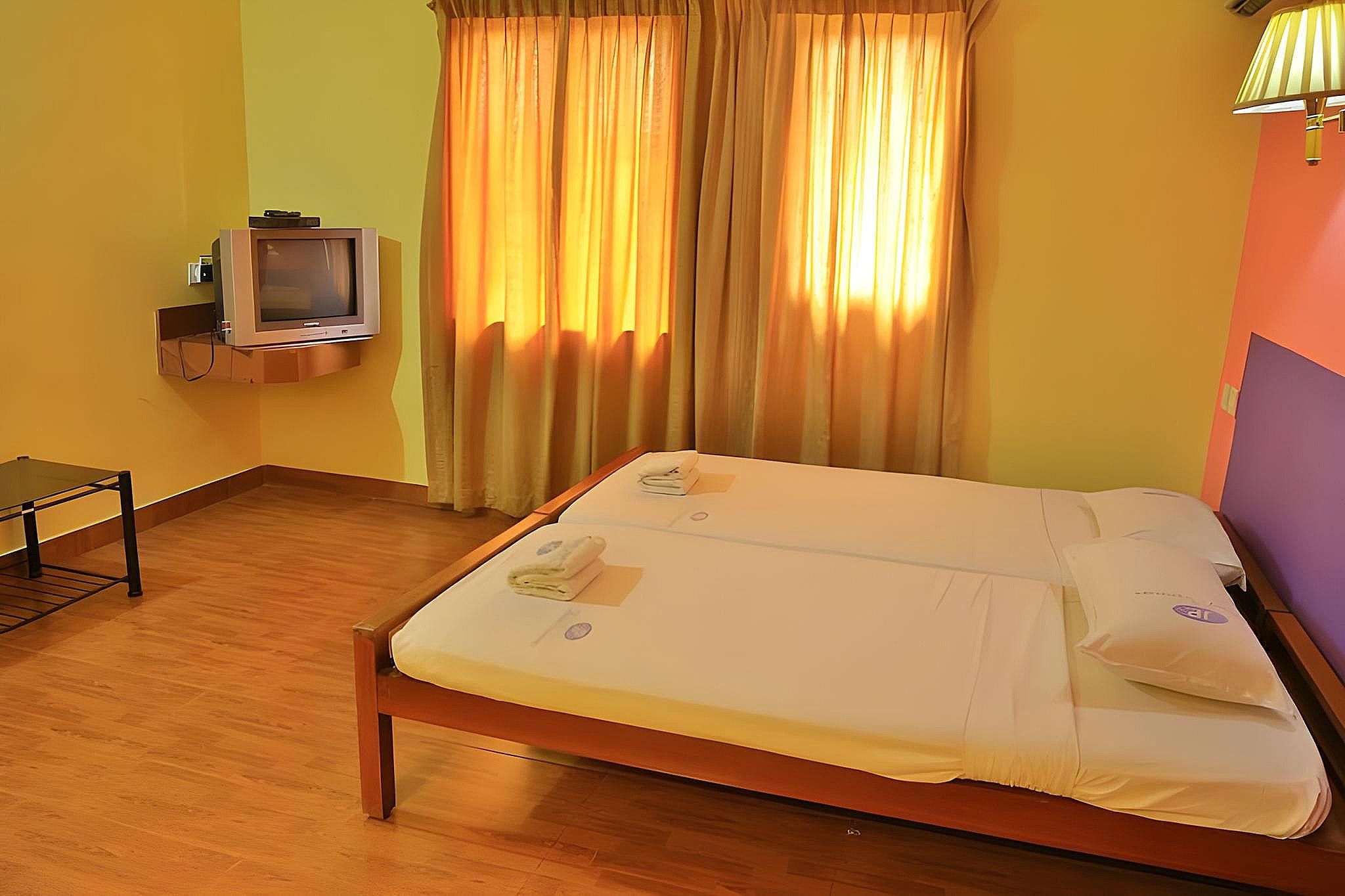 Hotel Srinivas Non AC Double 12