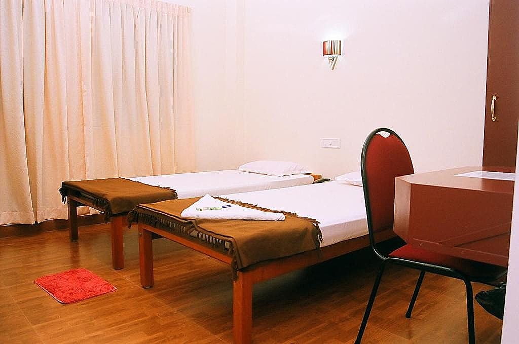 Hotel Srinivas Non AC Double 11