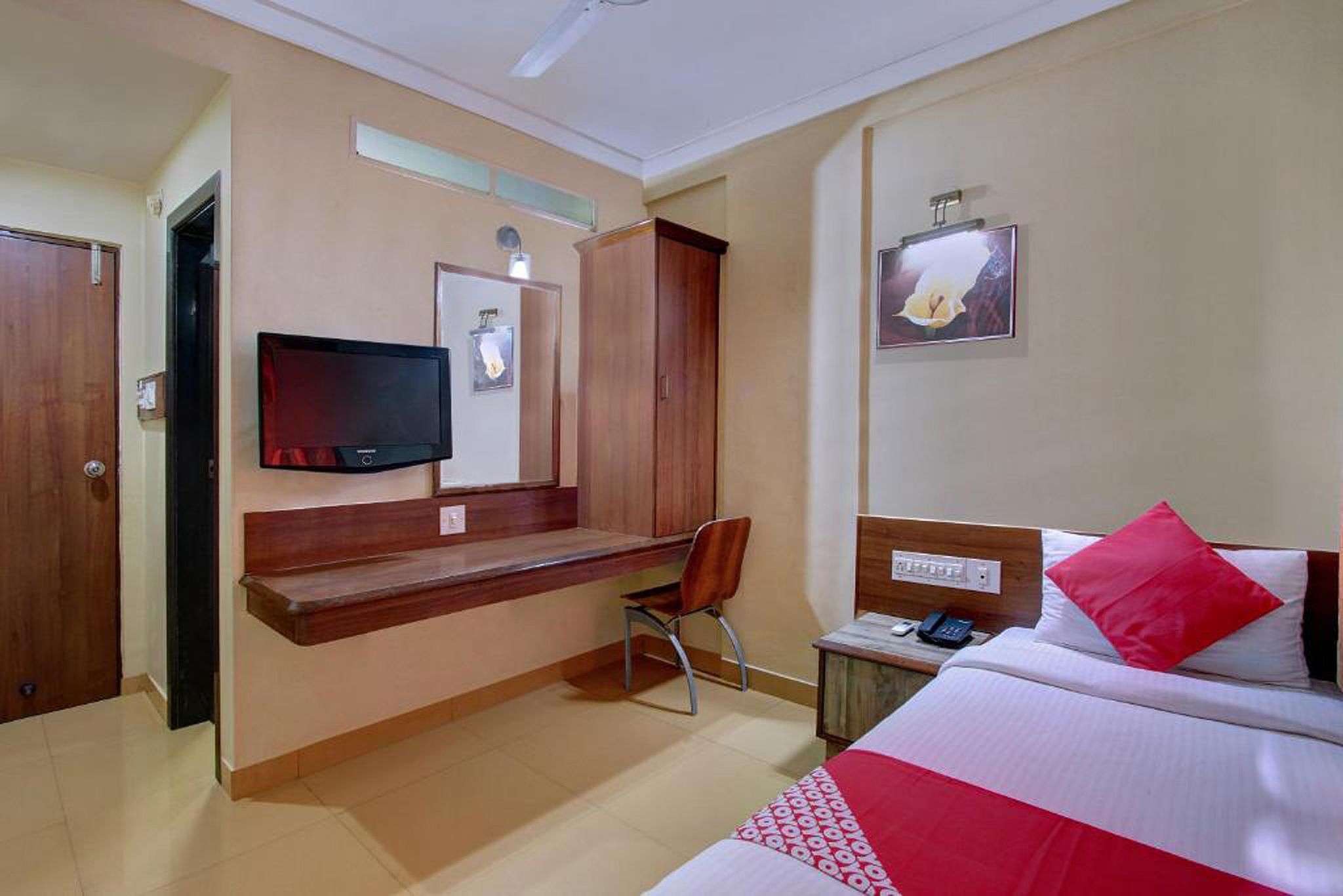 Shrusti Comfort Standard Room 6