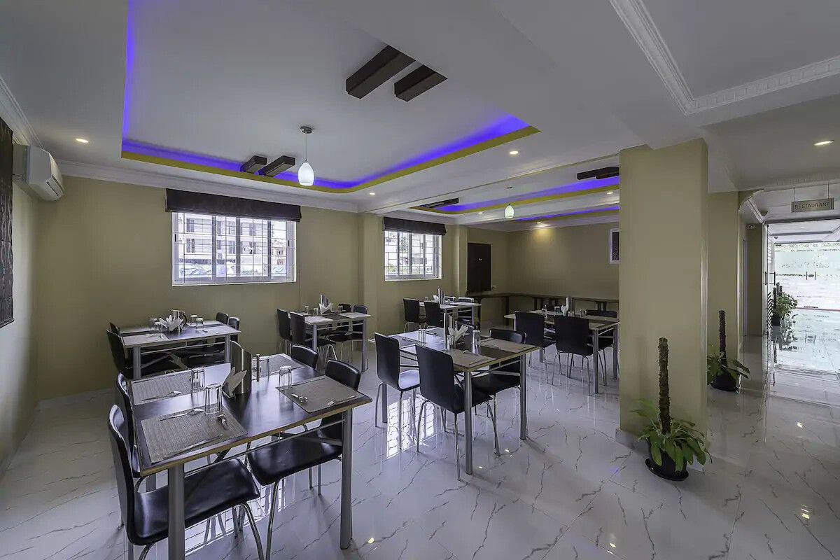 undefined Daffodil Suites 4