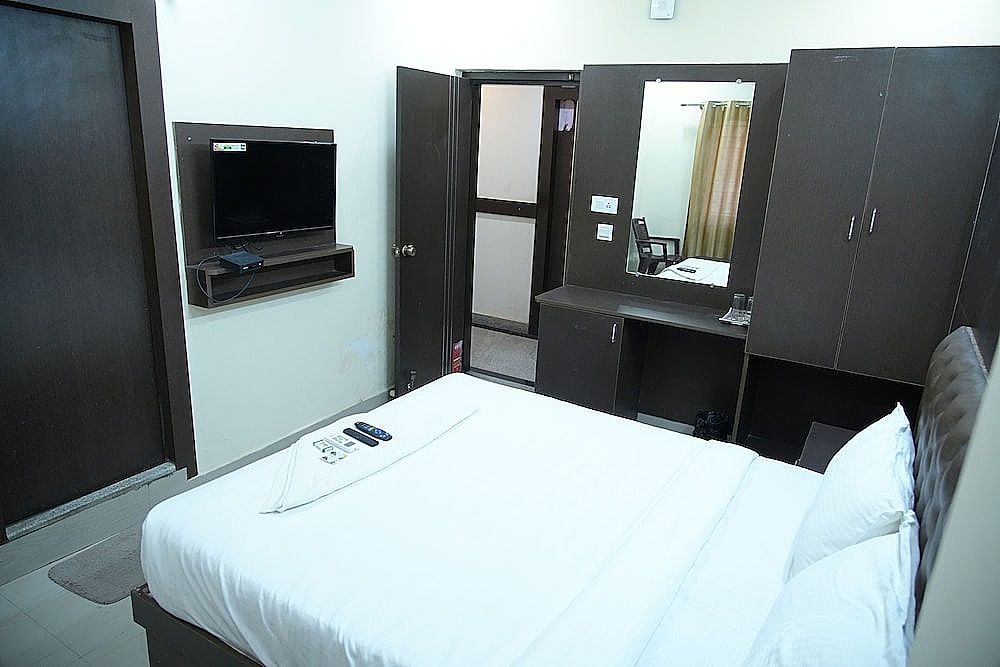 PPH Living Royal GS Comforts Standard Room 5