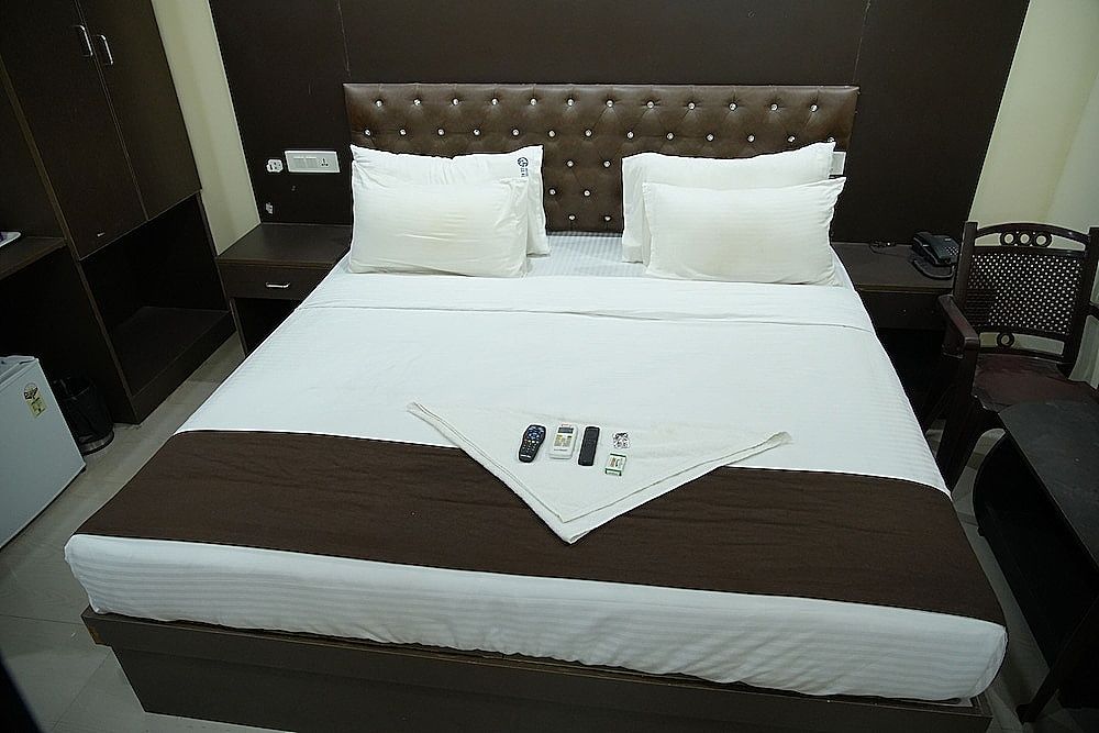PPH Living Royal GS Comforts Standard Room 10