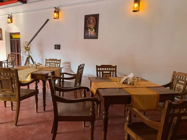 Food & Dining