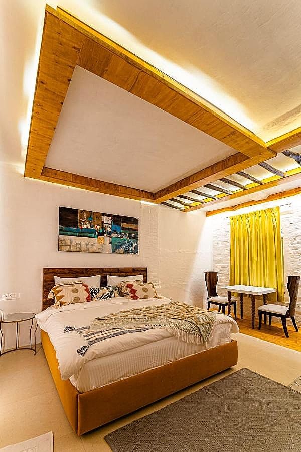 Light of Landour Scottish Courtyard Cottage