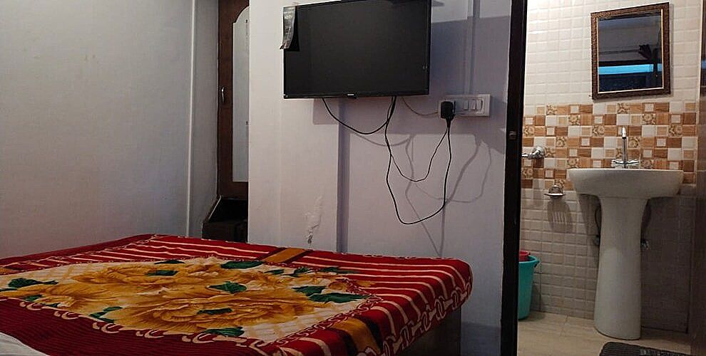 Nautiyals Belvedere Homestay