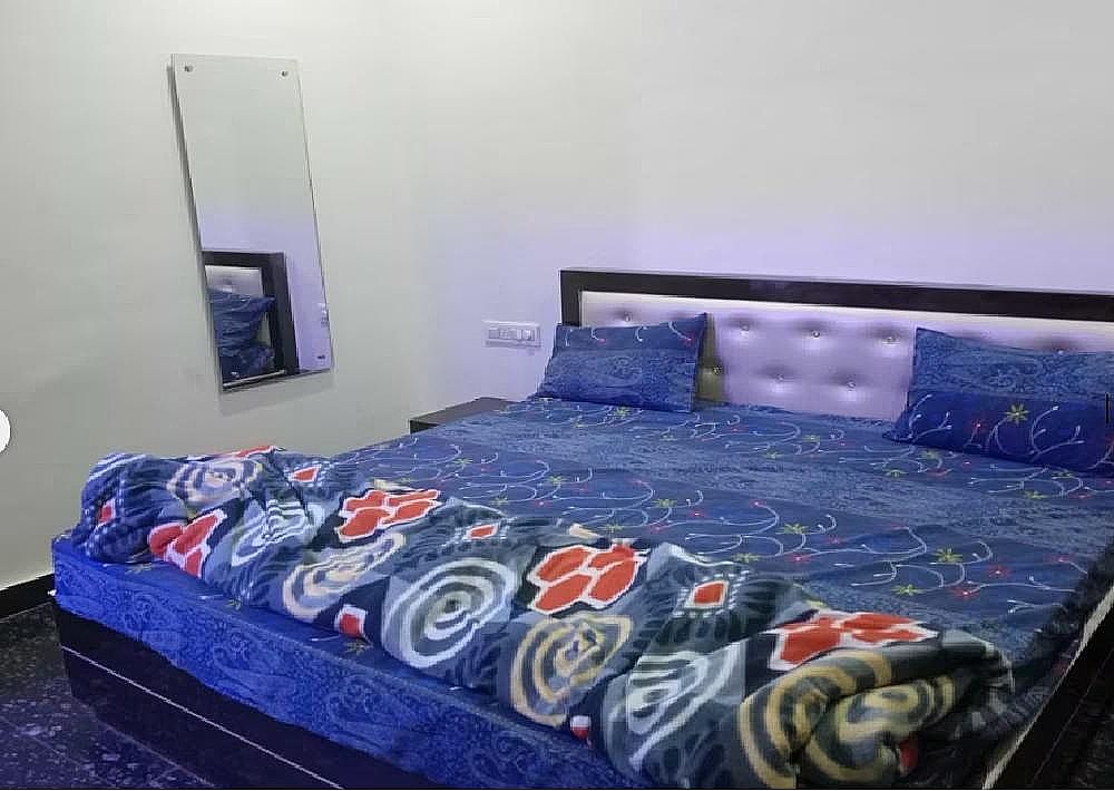 Hotel Shivam Inn Party Place Standard AC Room 3