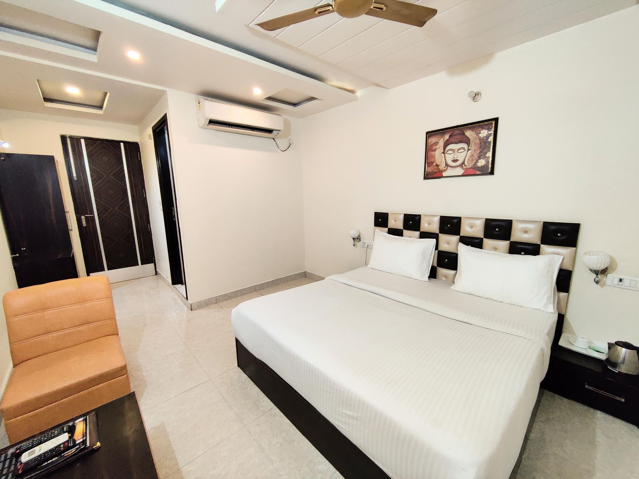 Motel Blue Sapphire Deluxe Room 3