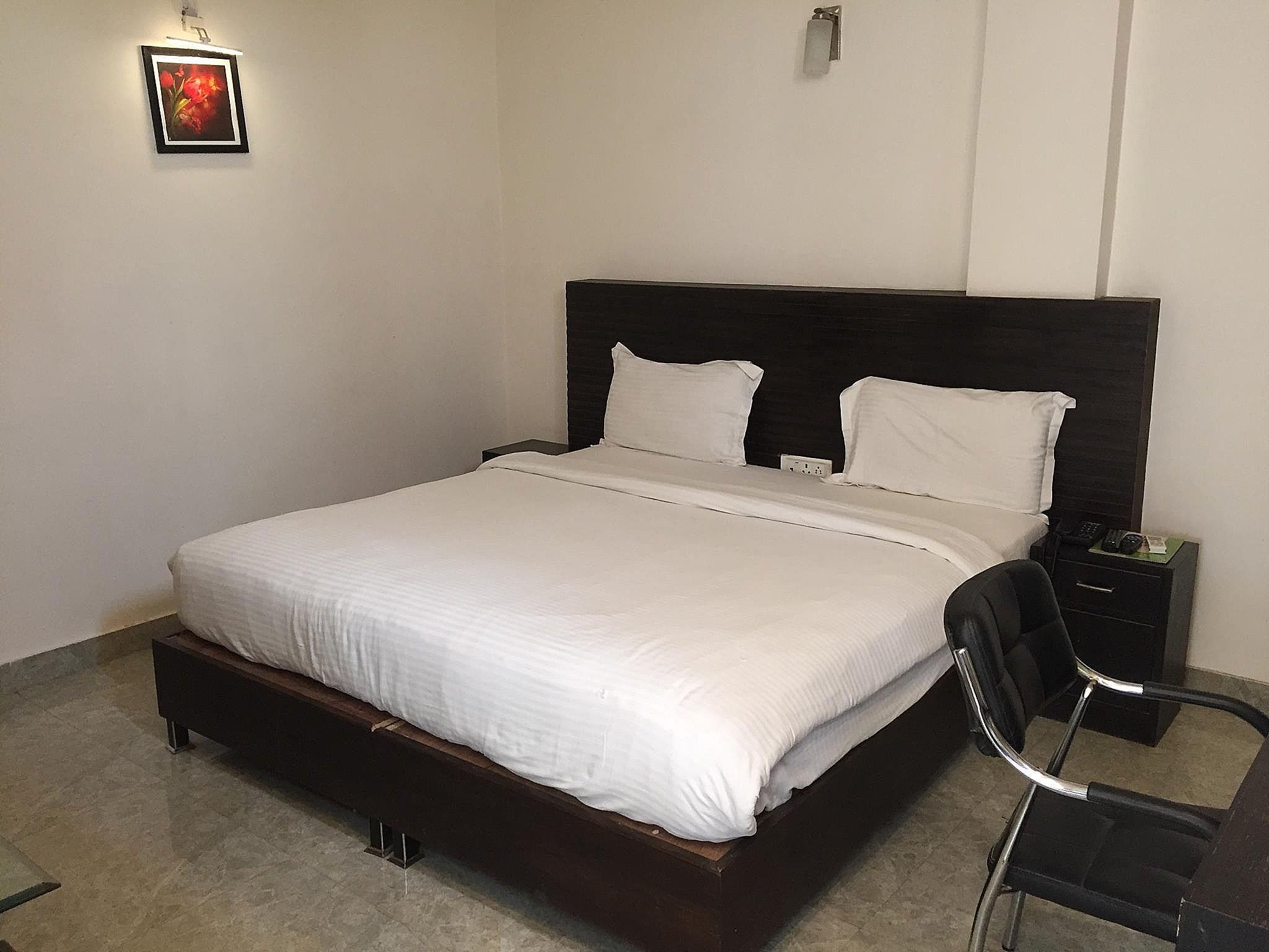 Hotel Park Plaza Deluxe Room 9