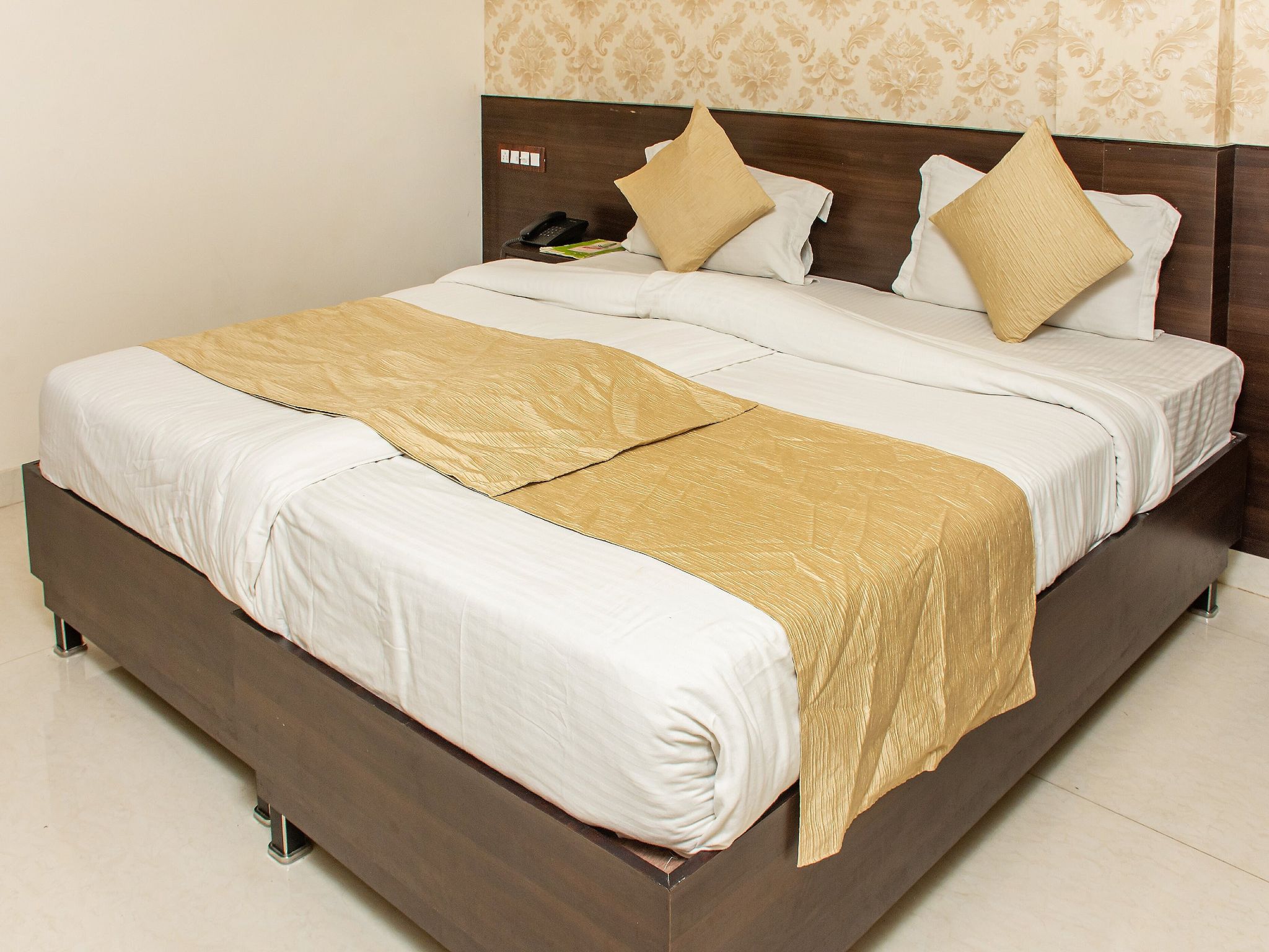 Hotel Park Plaza Deluxe Room 6