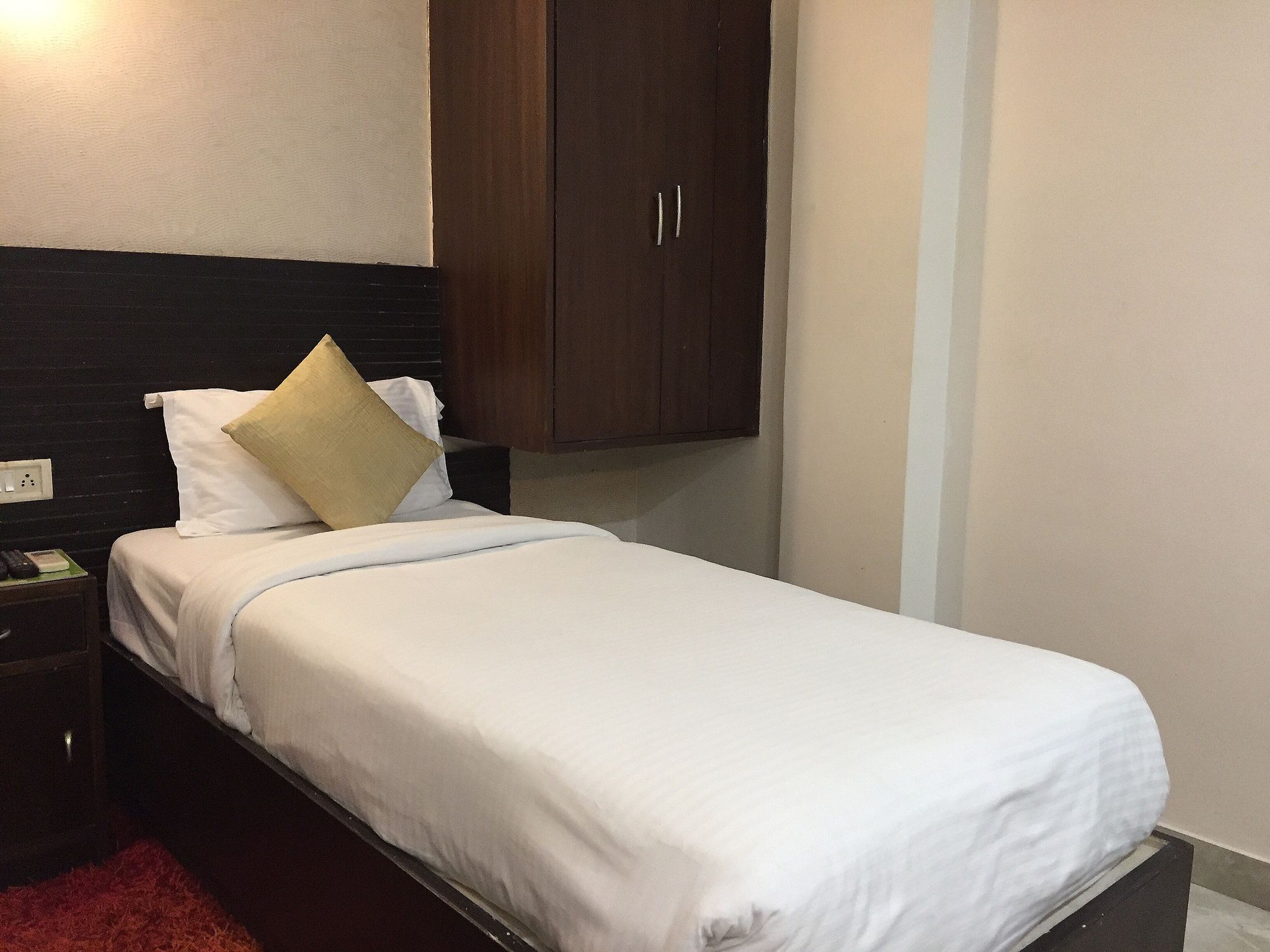 Hotel Park Plaza Deluxe Room 5