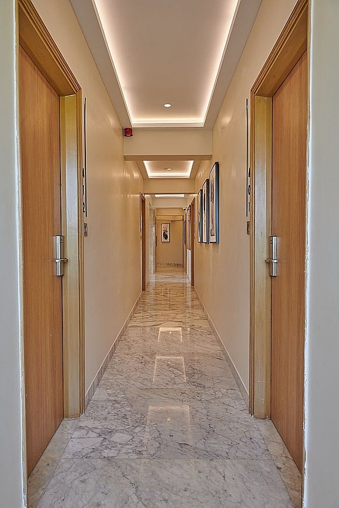 Regent Hotel Andheri, Airport
