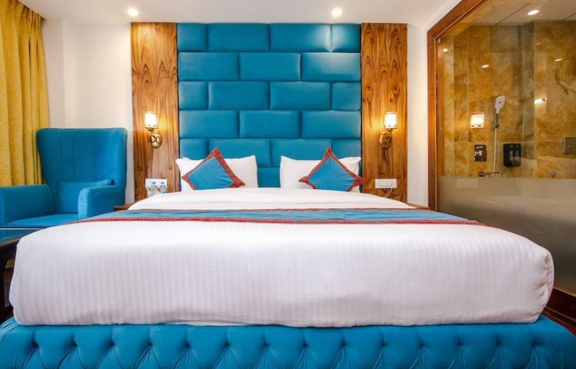 Royal Suite with Jacuzzi