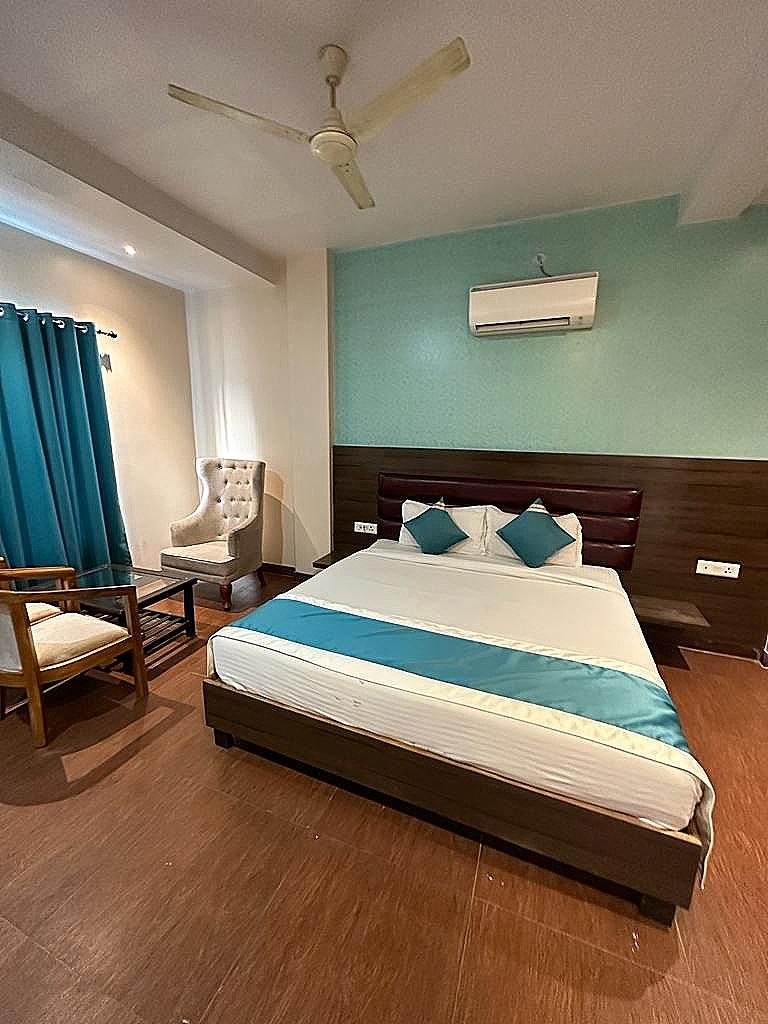 Super Deluxe Room Local ID Accepted