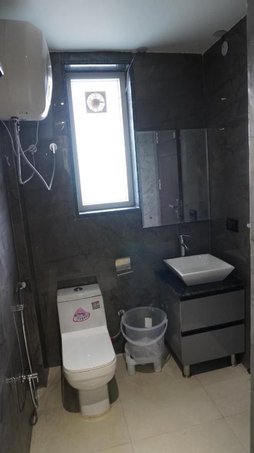 The Palm Studio Deluxe Room 18