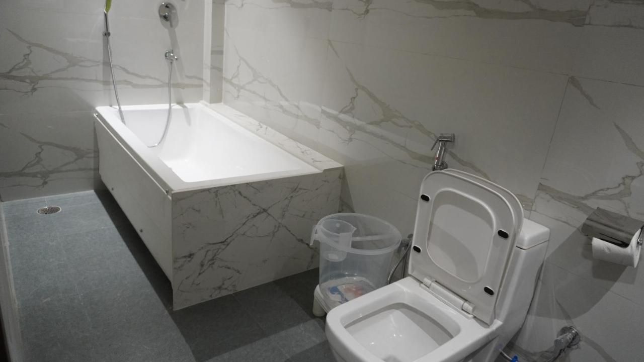 The Palm Studio Deluxe Room 20