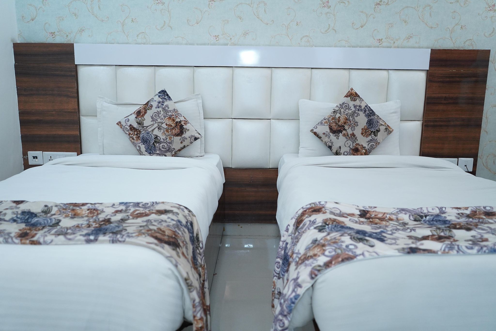 Dwelling Residency Superior Twin Room 10